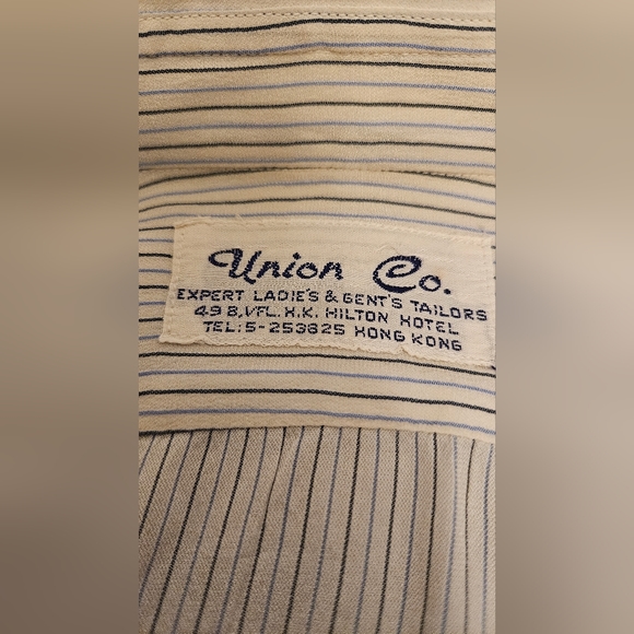 Beautiful vintage 70s Bow Tie button-up - Picture 8 of 9